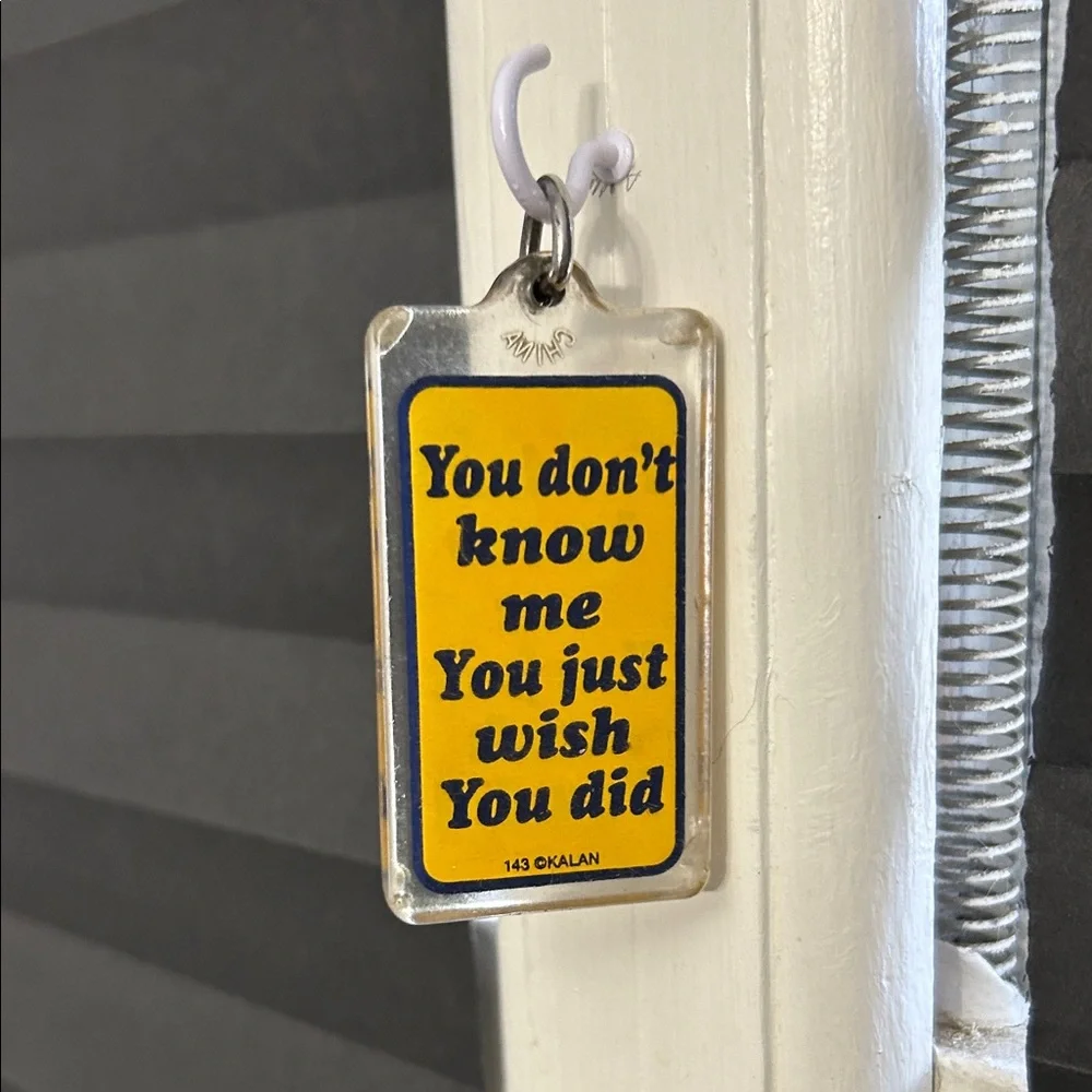 Colorful Quote Keychains Set - Picture 5 of 9